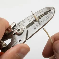 Fine-gauge Wire Stripper - StewMac