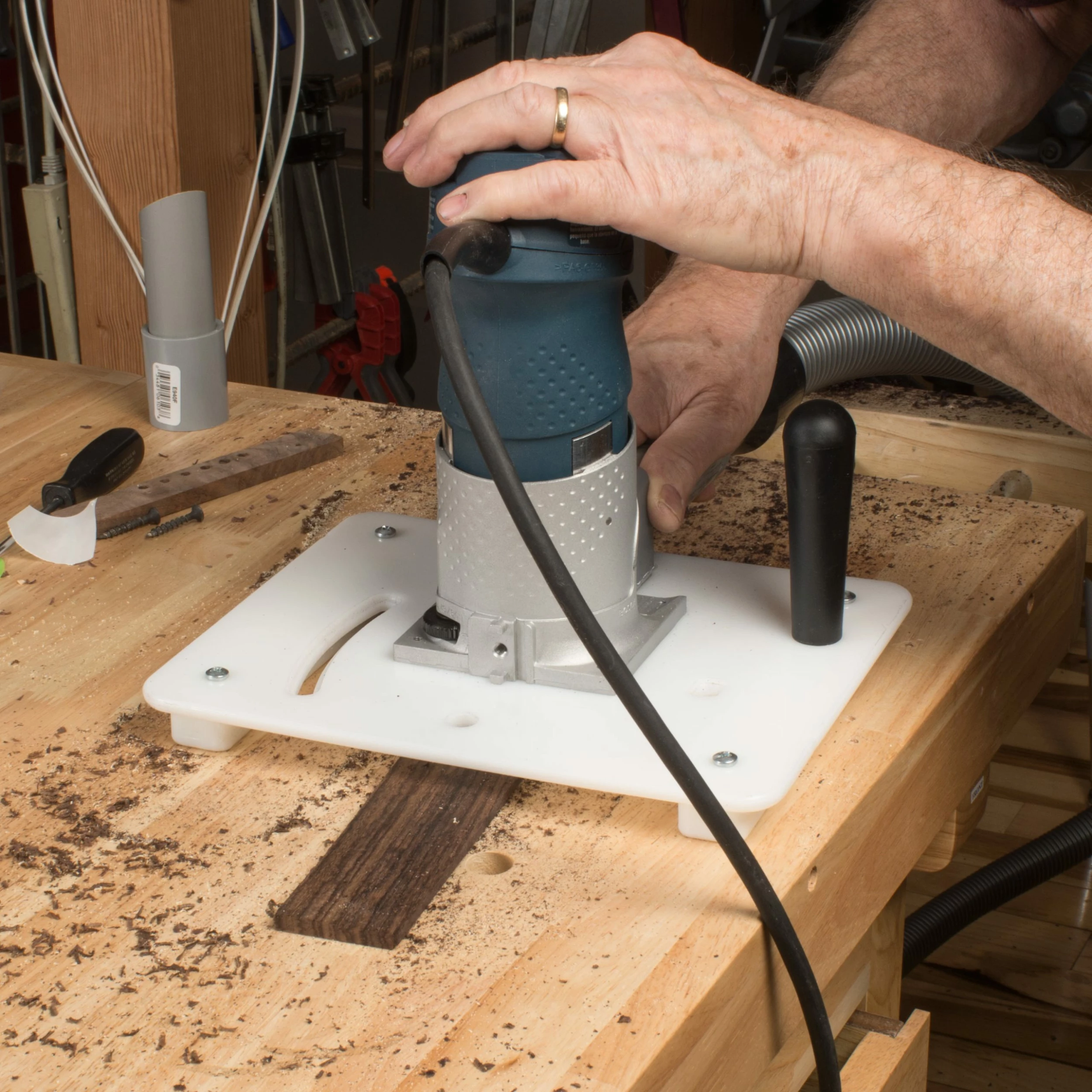 The Otter Compact Router Table - StewMac - Image 6
